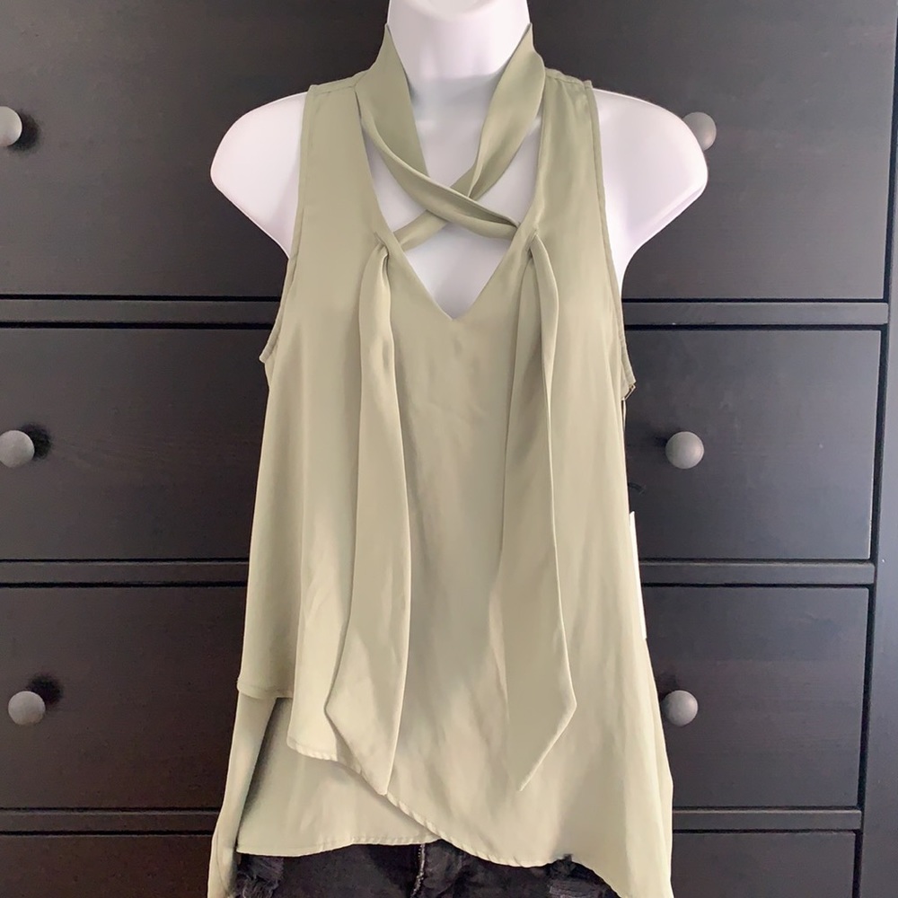 Fifteen Twenty NWT XS polyester tank tie front